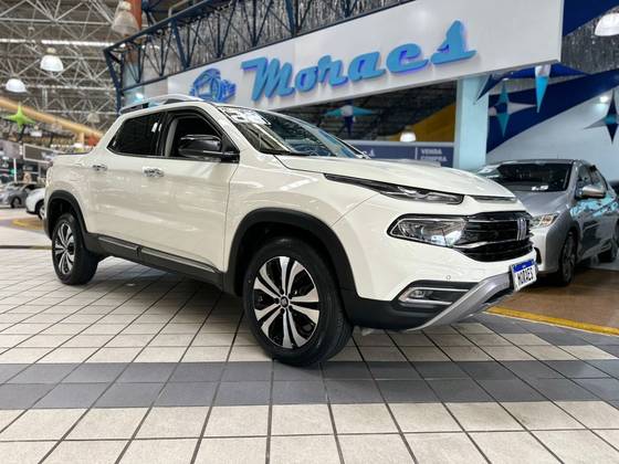 FIAT TORO 2.0 16V TURBO DIESEL VOLCANO 4WD AT9